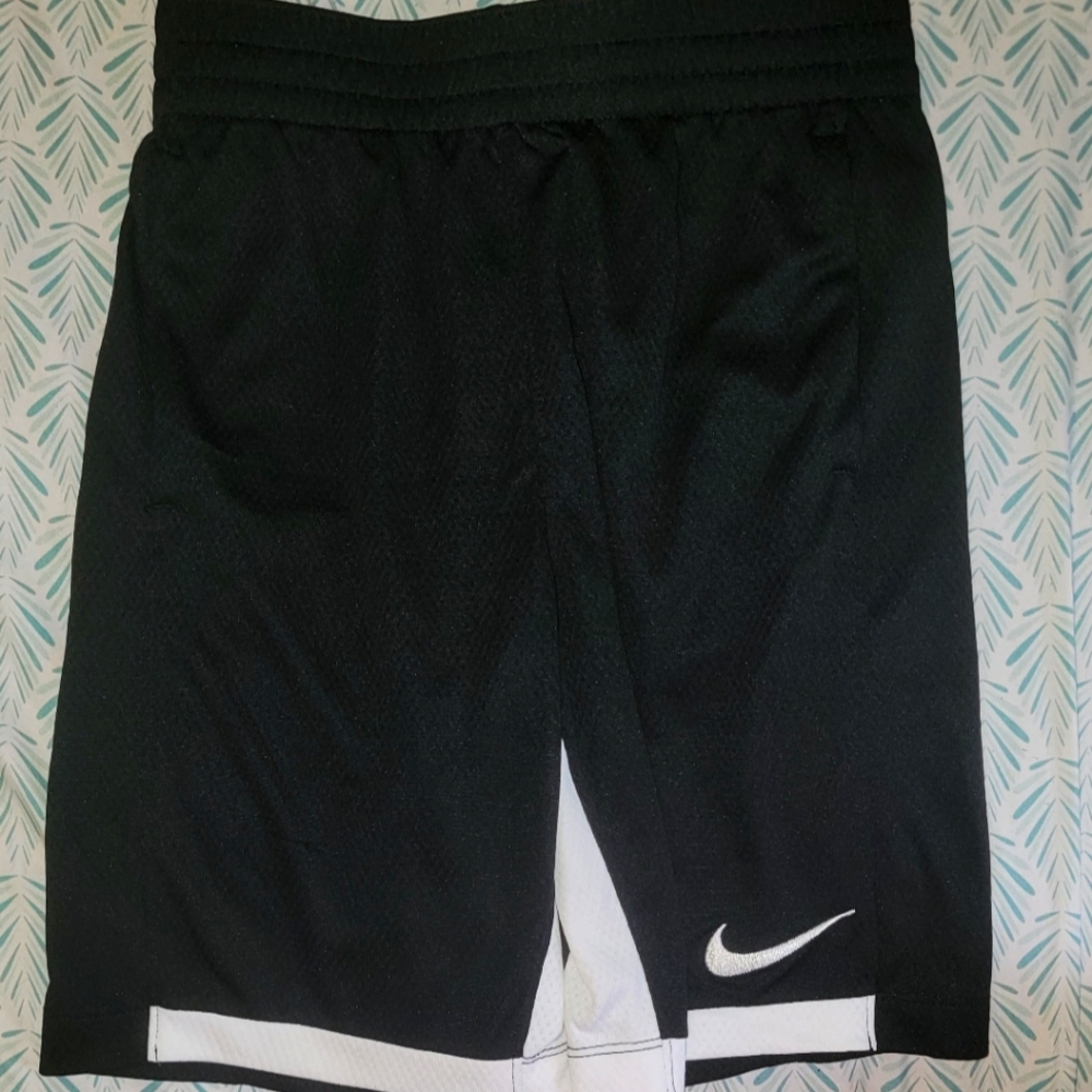 Boys Nike Basketball Shorts